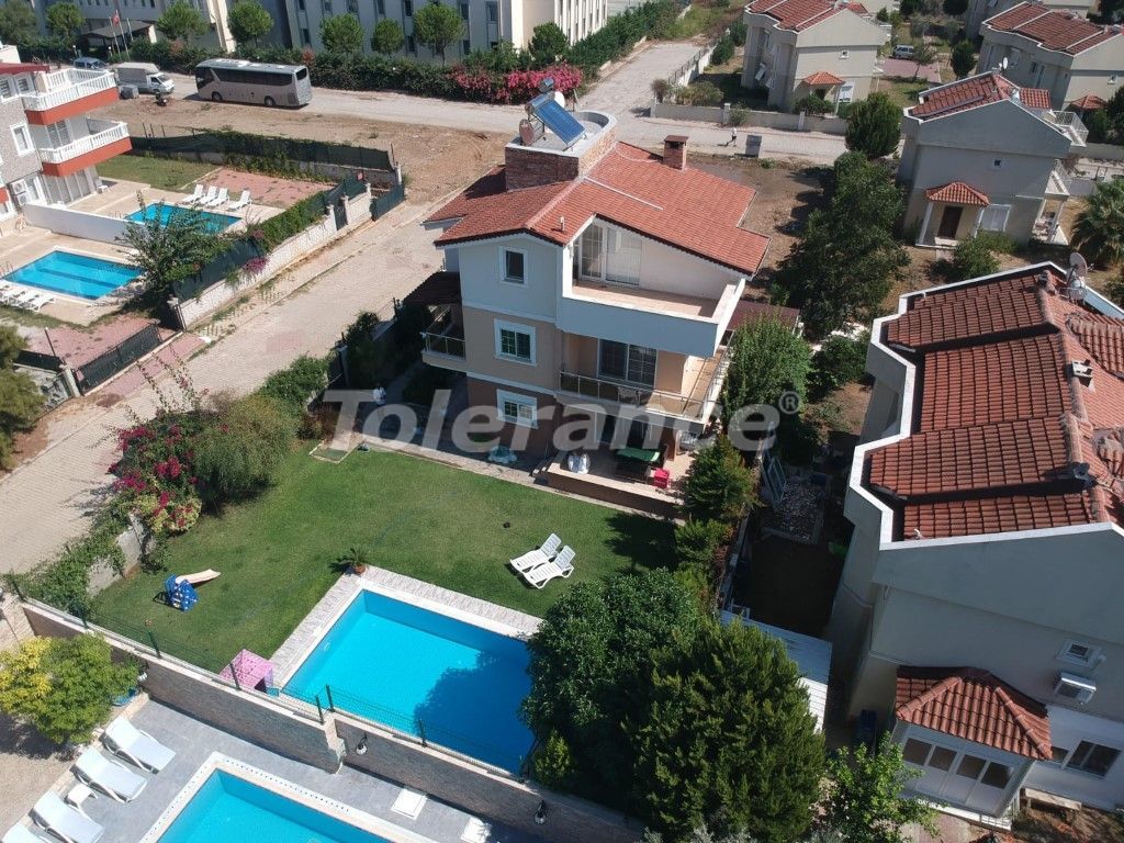 Villa in Belek, Turkey, 350 m² - picture 1