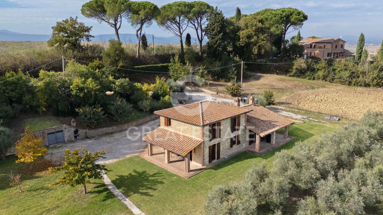 Maison à Castiglione del Lago, Italie, 326 m² - image 3