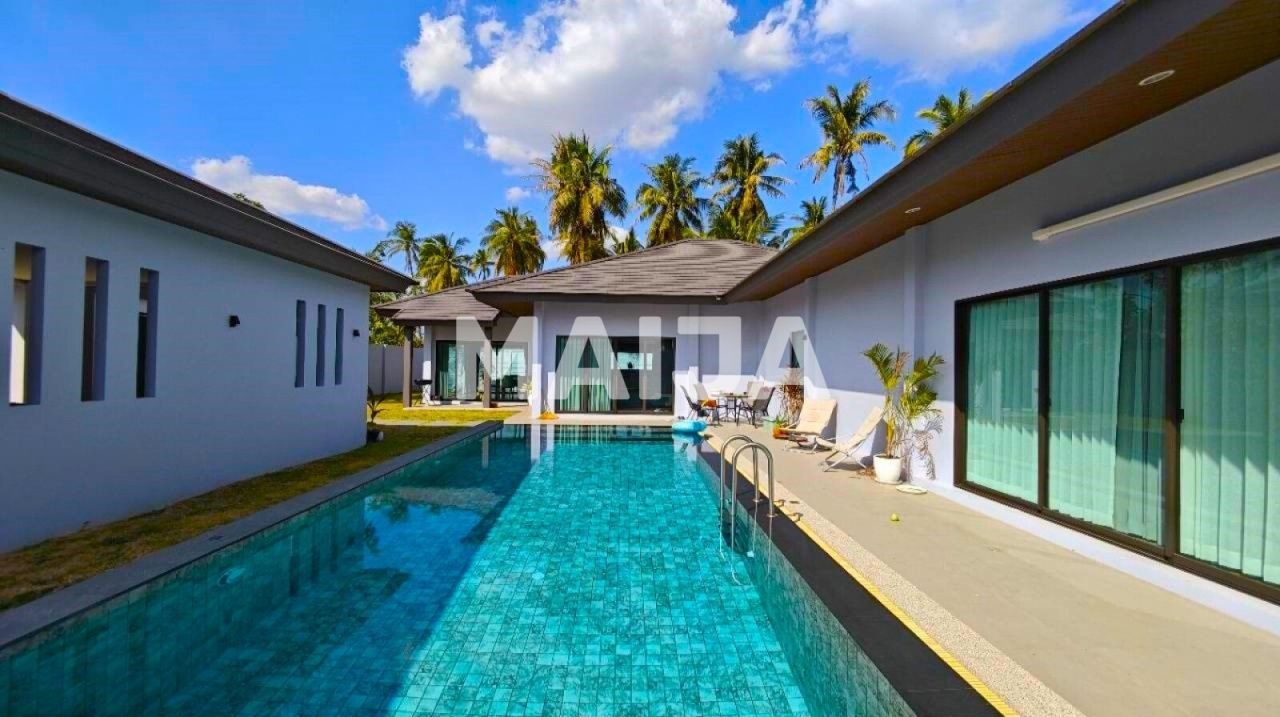 Villa in Pattaya, Thailand, 306 m² - Foto 1