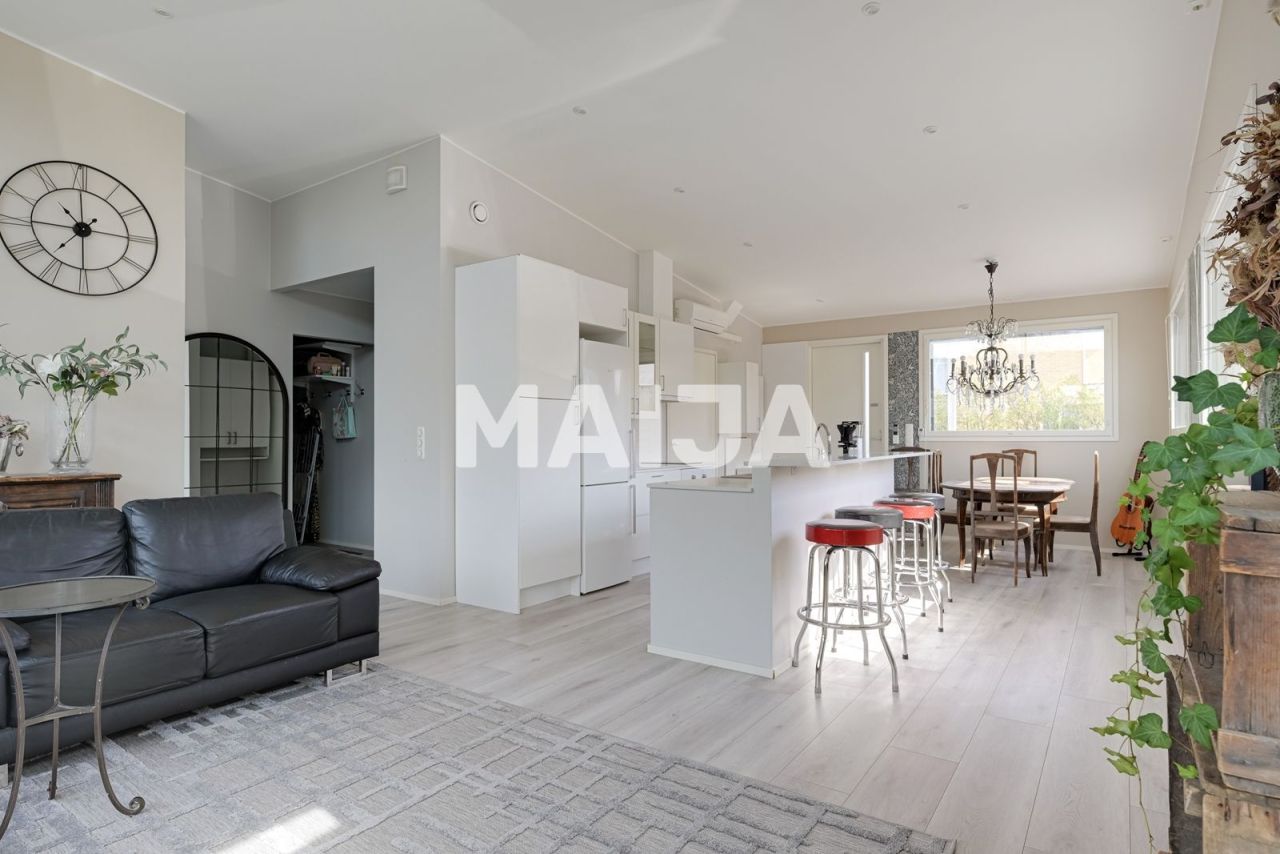 Casa a Vantaa, Finlandia, 89 m² - foto 5