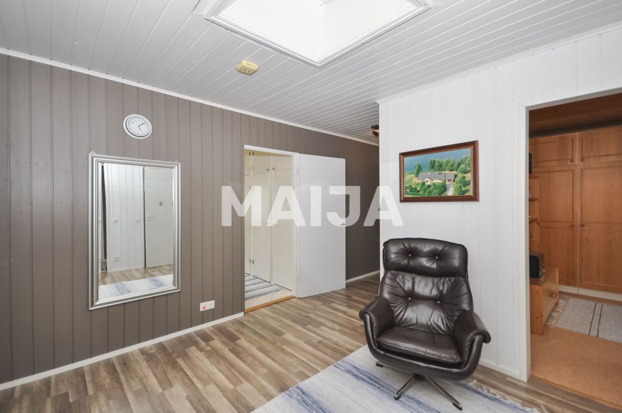 Maison Pello, Finlande, 145 m² - image 6