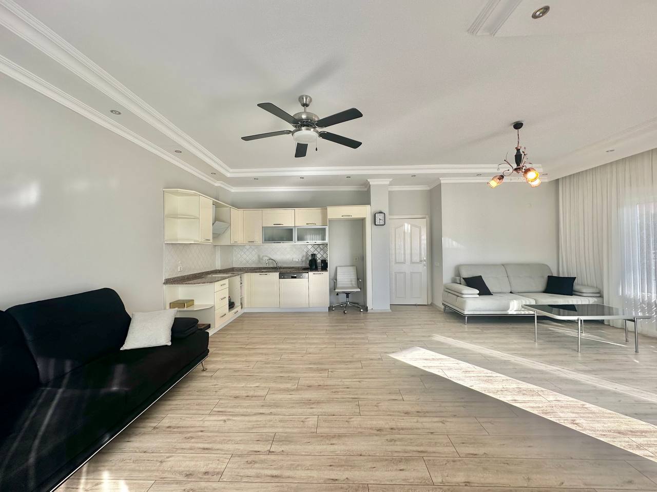 Apartment in Alanya, Turkey, 130 m² - picture 2