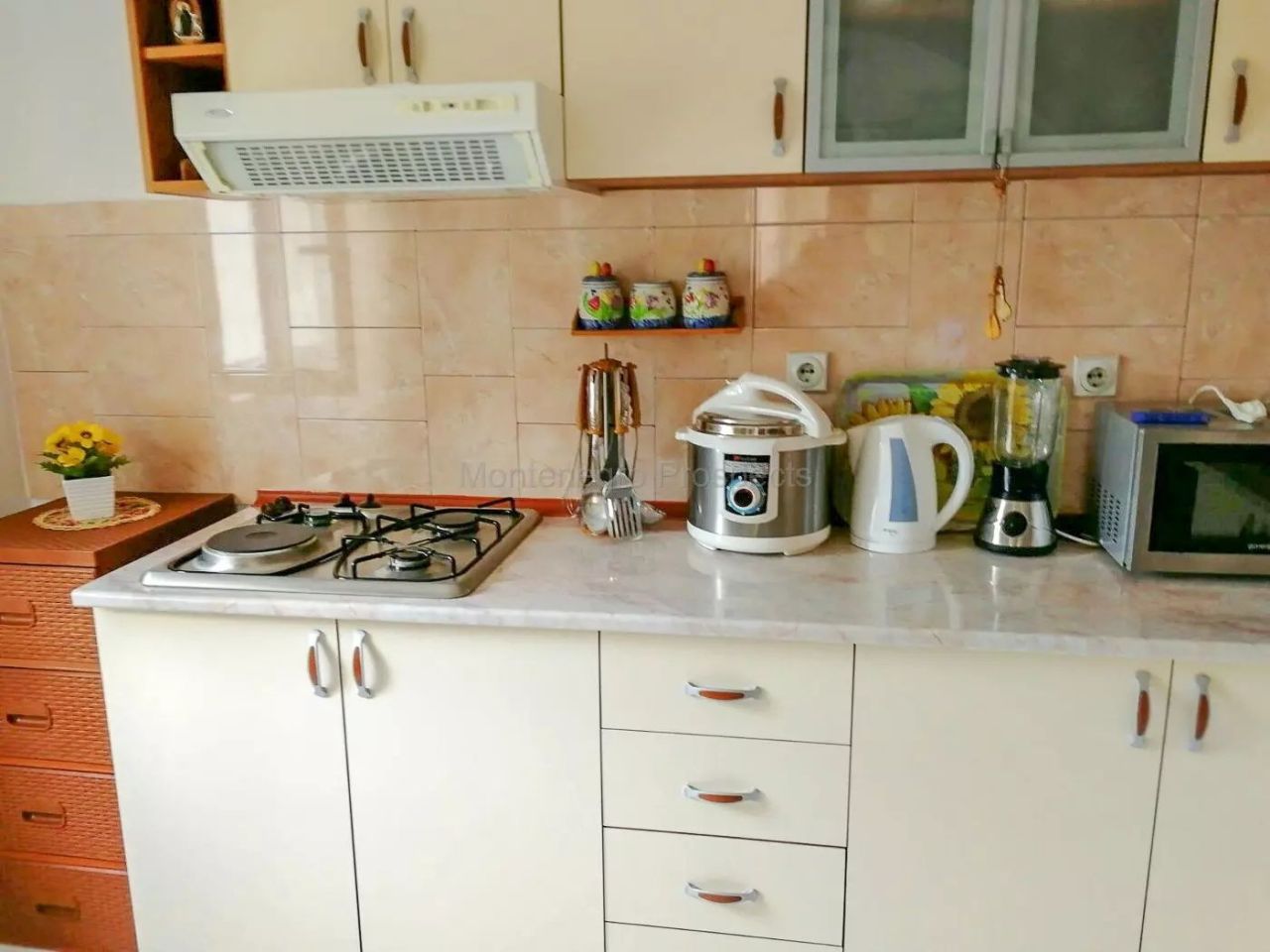 Hotel en Sutomore, Montenegro, 440 m² - imagen 7