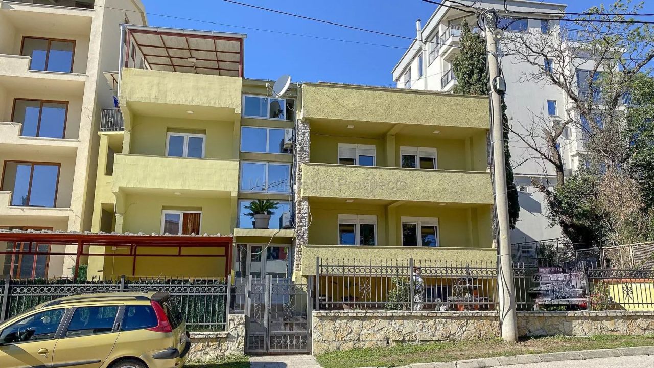 Hotel en Sutomore, Montenegro, 440 m² - imagen 2