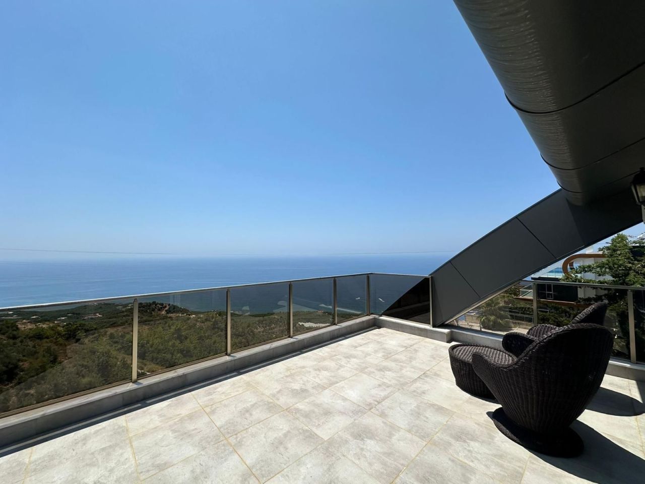 Villa à Alanya, Turquie, 315 m² - image 1