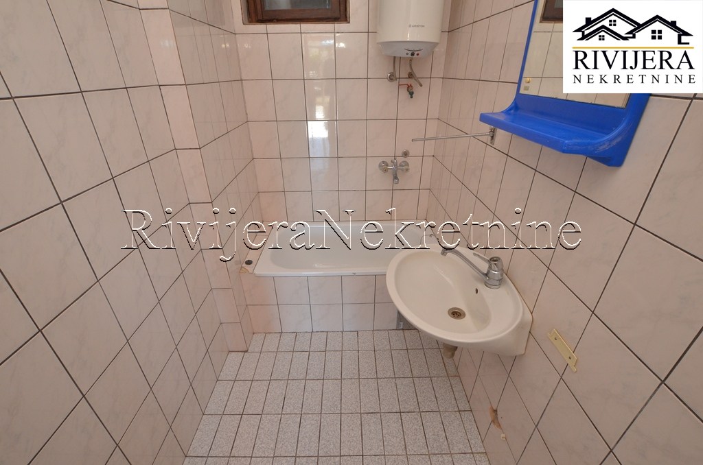 Cafe, restaurant in Herceg-Novi, Montenegro, 58 m² - picture 6