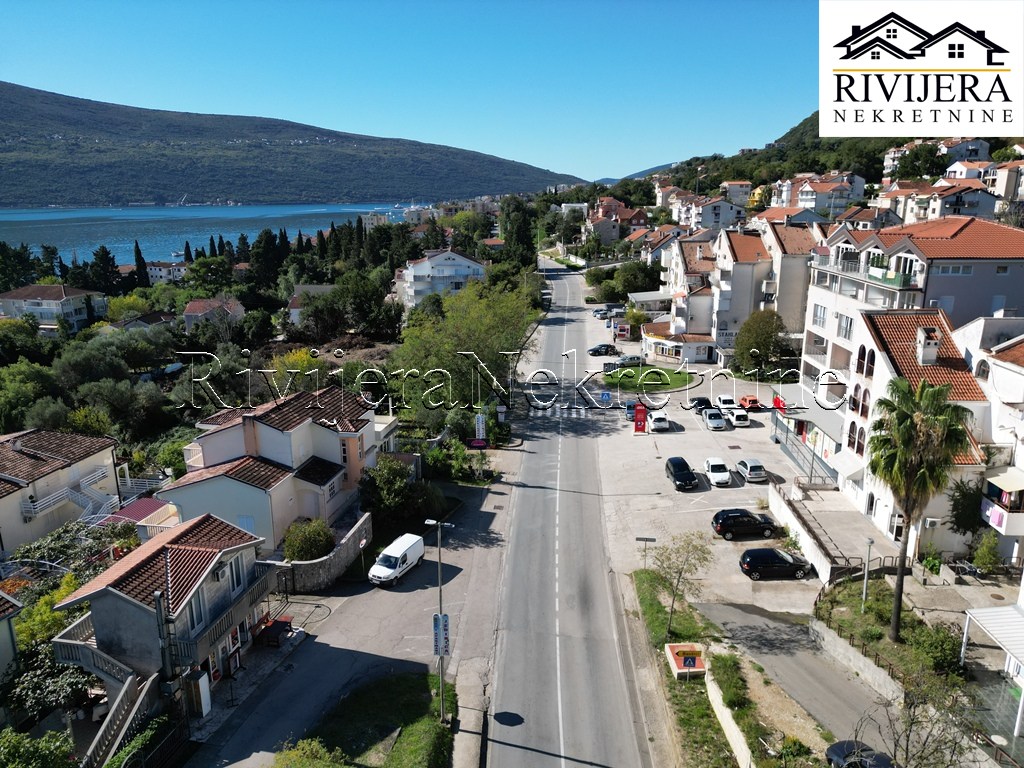 Cafe, restaurant in Herceg-Novi, Montenegro, 58 m² - picture 12