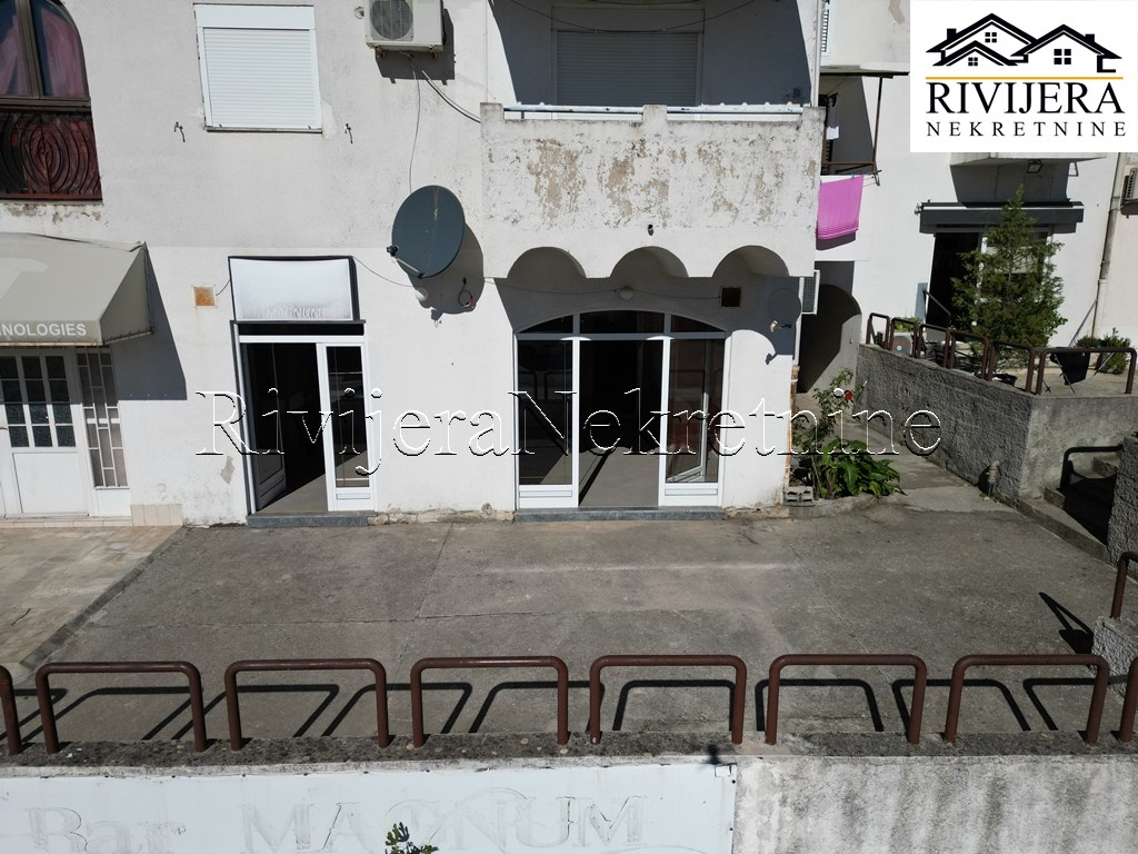 Cafe, restaurant in Herceg-Novi, Montenegro, 58 m² - picture 14