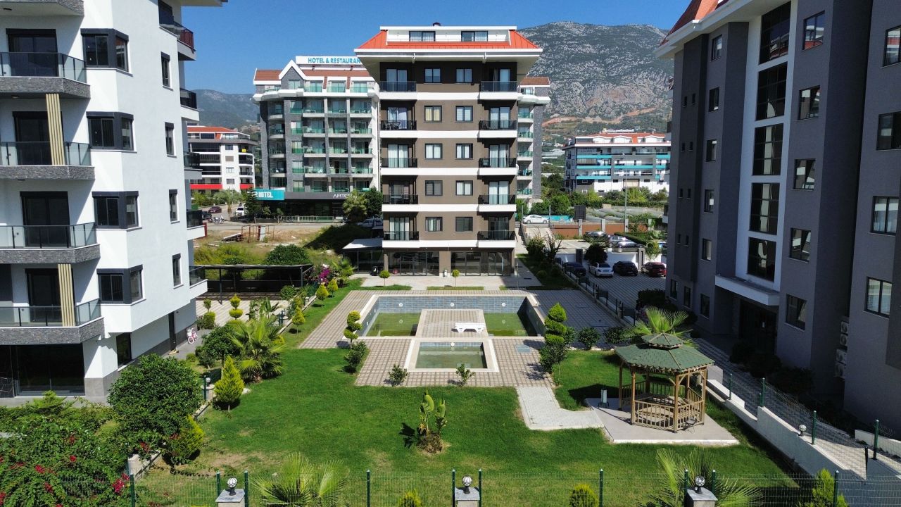 Piso en Kestel, Turquia, 55 m² - imagen 1