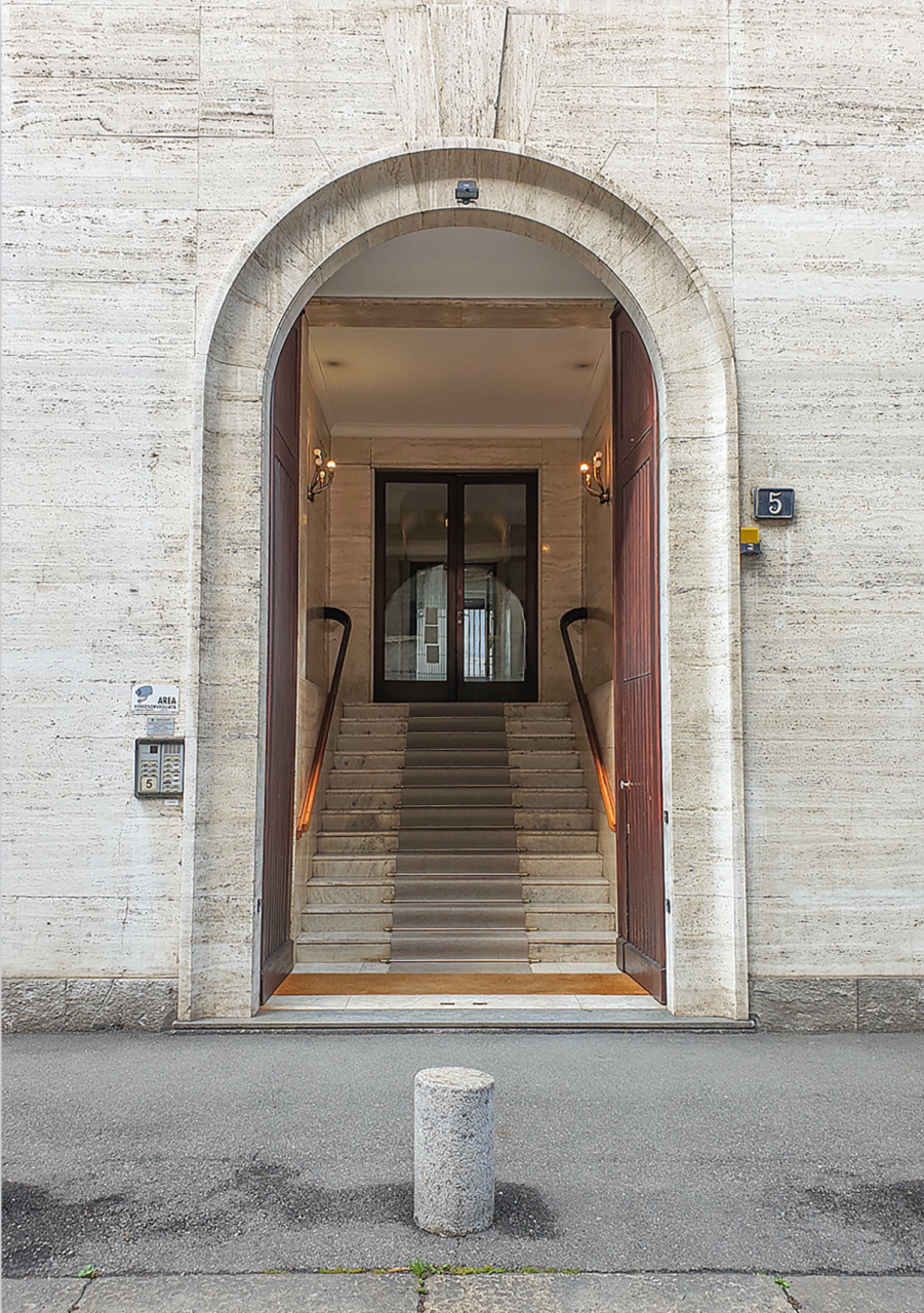 Flat in Milan, Italy, 65 m² - picture 14