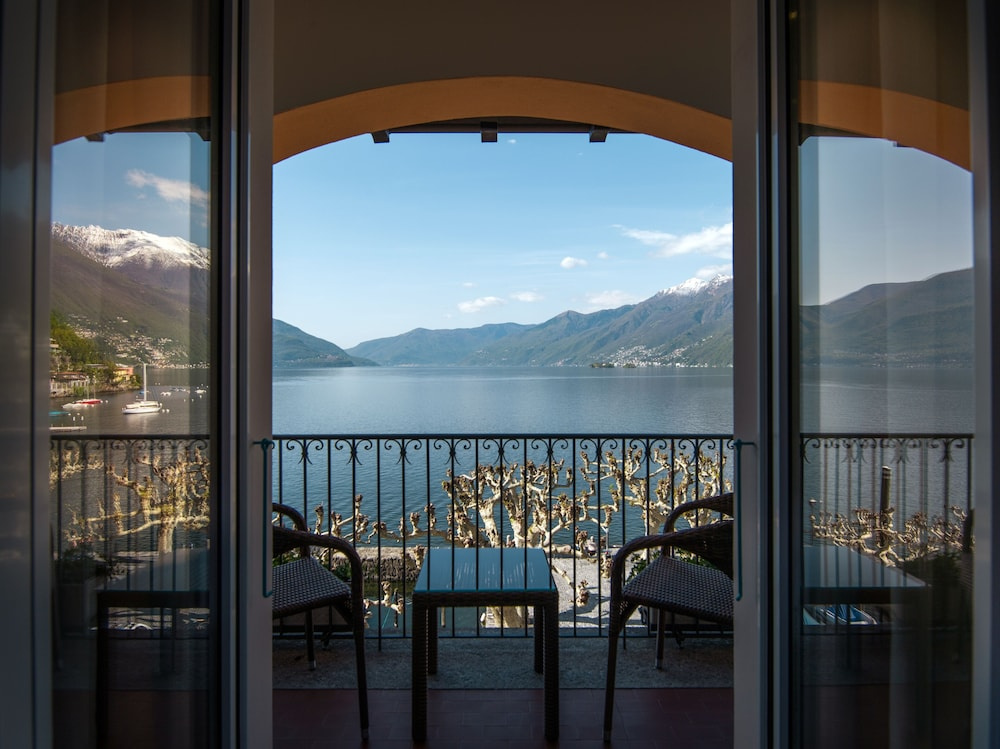Hotel in Lago Maggiore, Italien, 2 500 m² - Foto 3