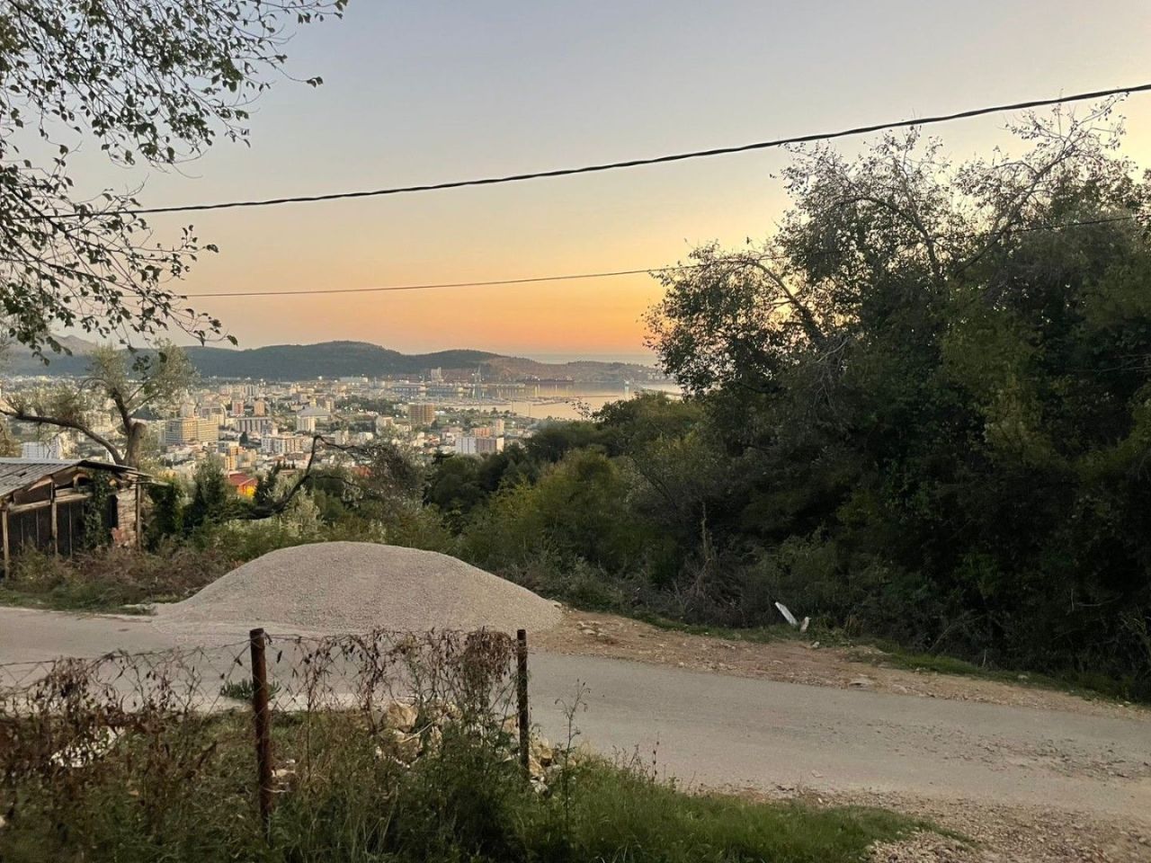 Land in Bar, Montenegro, 1 160 m² - picture 6