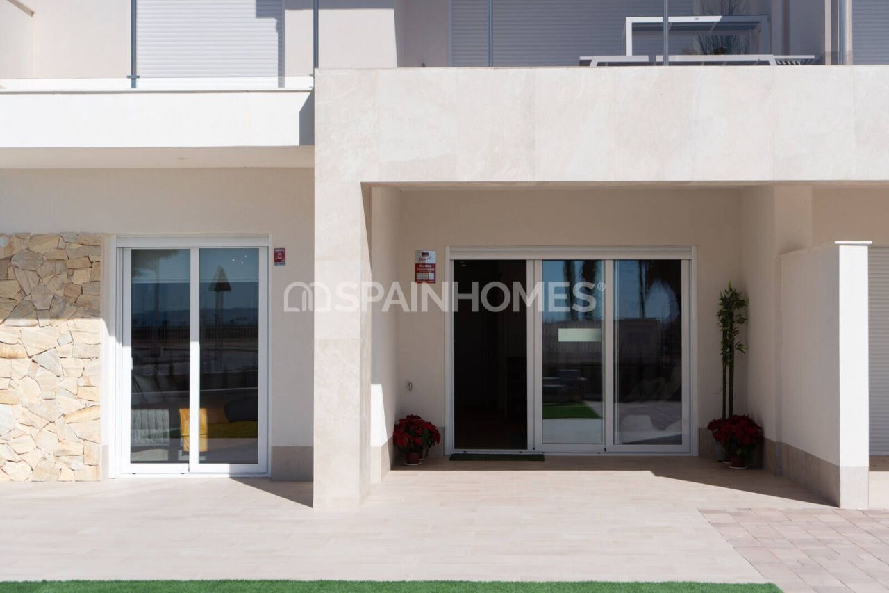 Appartement à Guardamar del Segura, Espagne, 77 m² - image 1