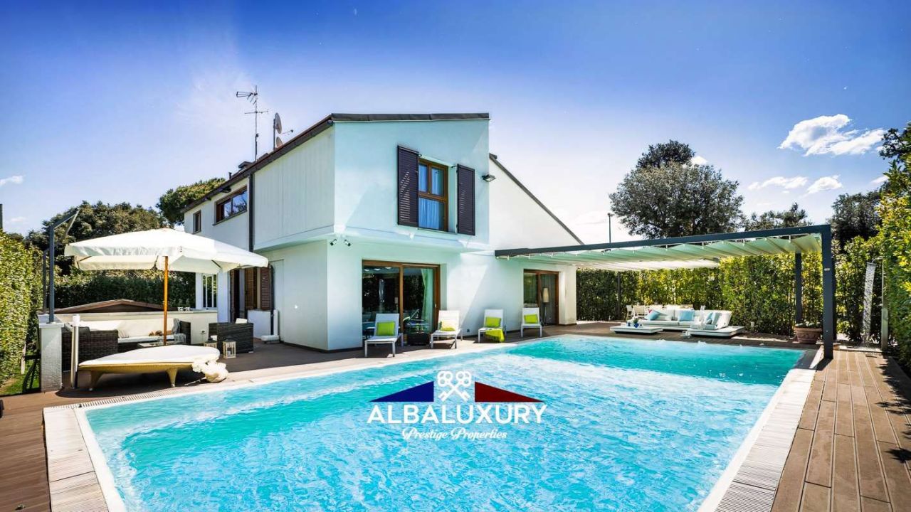 Villa en Pisa, Italia, 370 m² - imagen 1