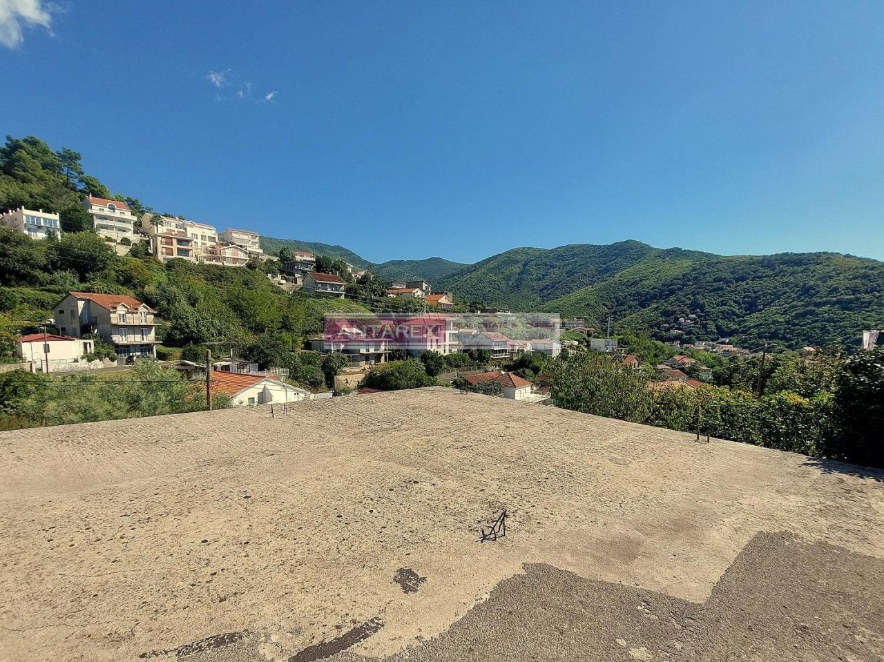 Villa in Zelenika, Montenegro, 150 m² - Foto 1