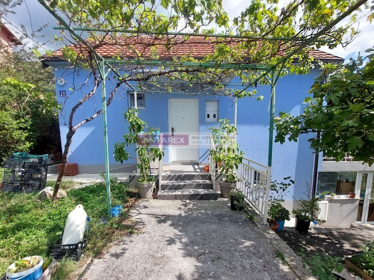 Villa in Herceg-Novi, Montenegro, 148 m² - picture 14