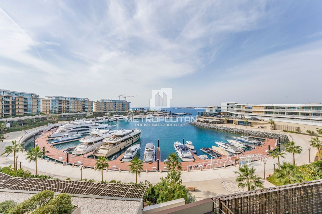 Apartamento en Dubái, EAU, 180 m² - imagen 1