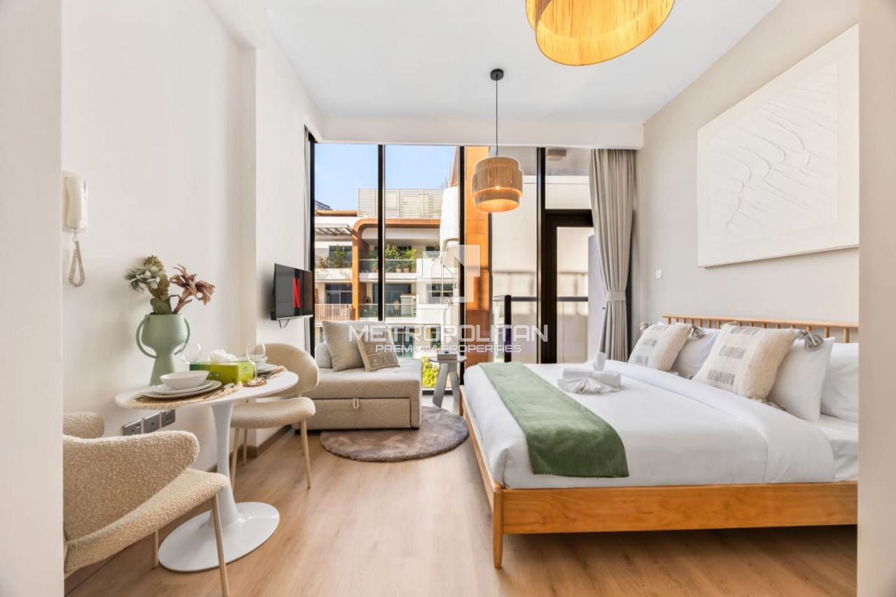 Apartment in Dubai, UAE, 29 m² - picture 1