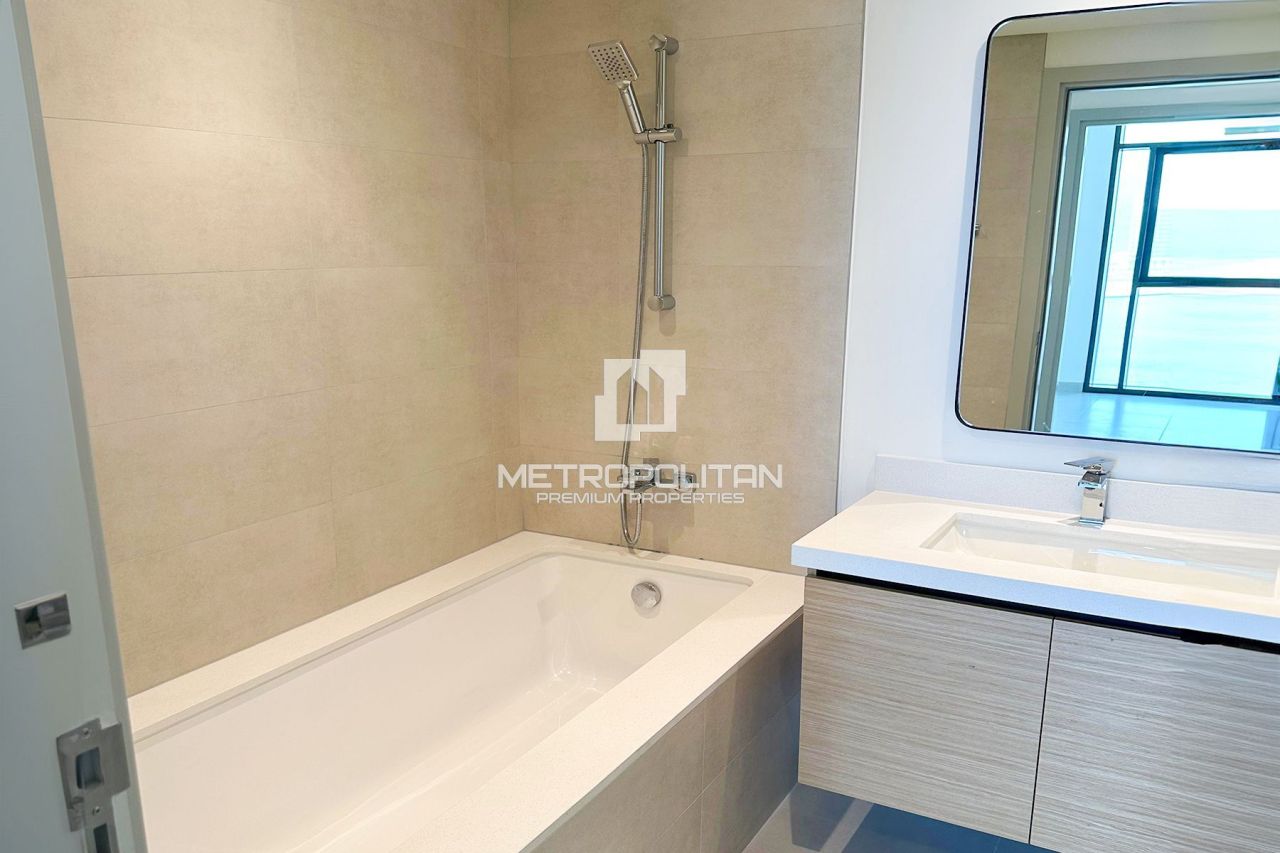 Apartment in Dubai, UAE, 98 m² - picture 6