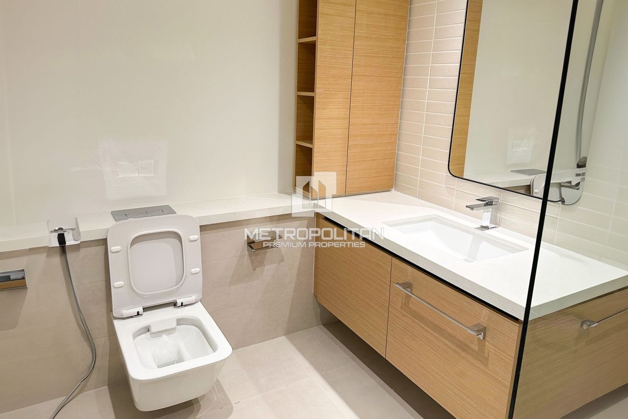 Apartment in Dubai, UAE, 98 m² - picture 10