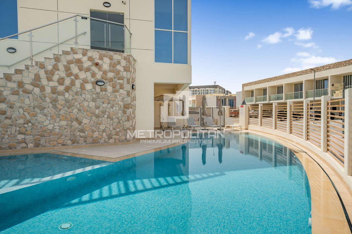 Townhouse a Dubai, EAU, 61 m² - foto 19