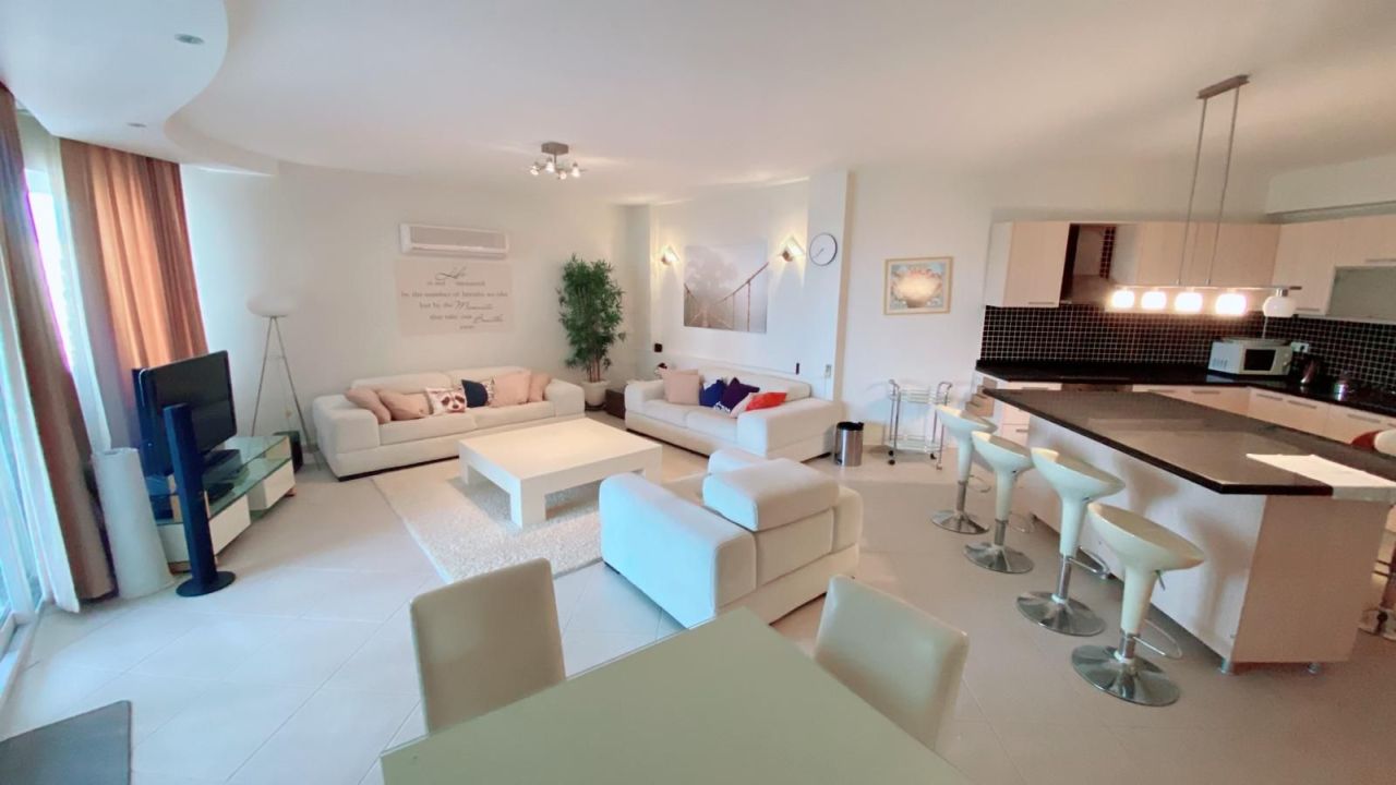 Flat in Mersin, Turkey, 165 m² - picture 10