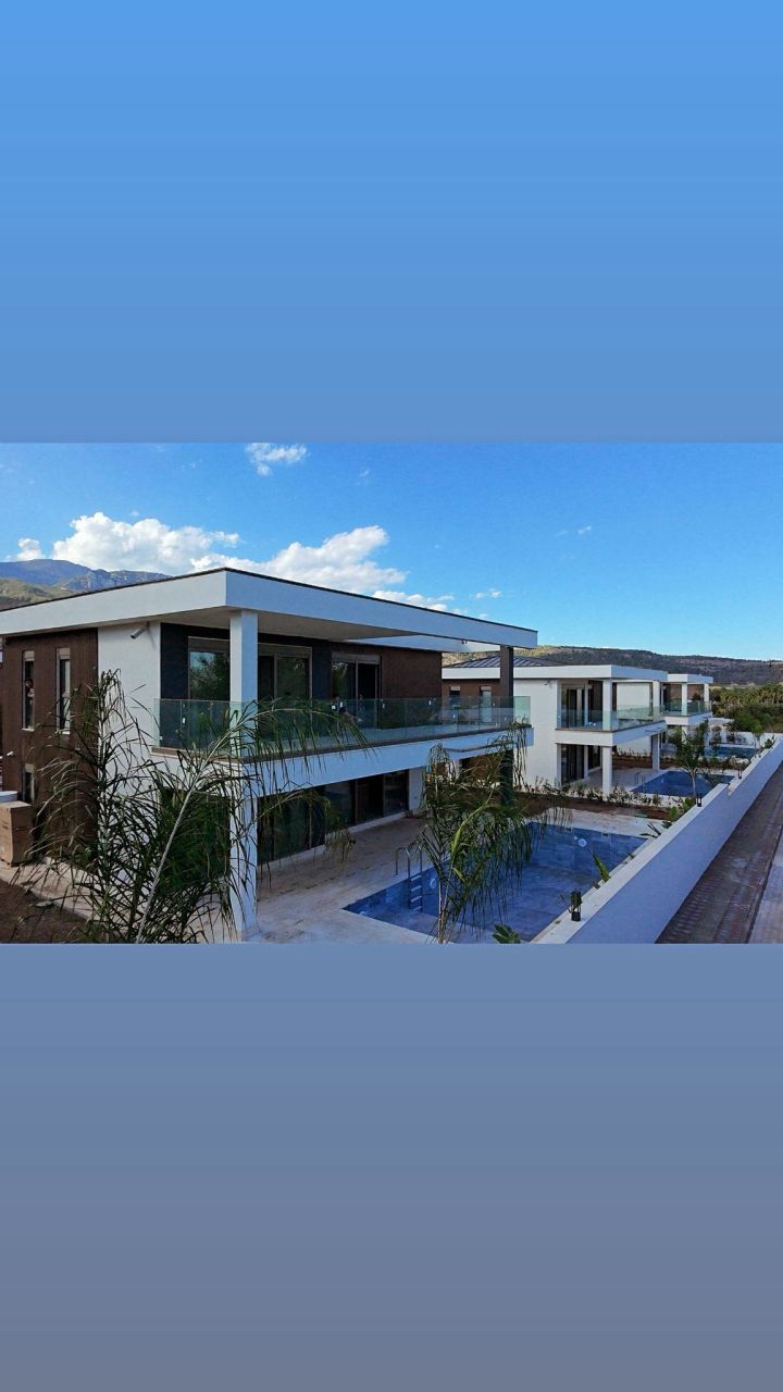 Cabaña en Antalya, Turquia, 280 m² - imagen 1