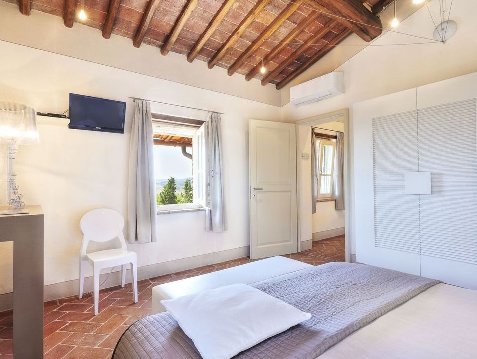 Villa in Palaia, Italy, 330 m² - picture 15