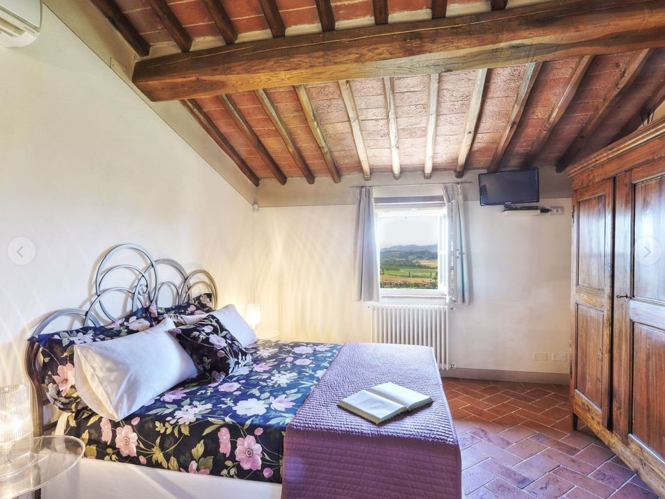 Villa in Palaia, Italy, 330 m² - picture 11