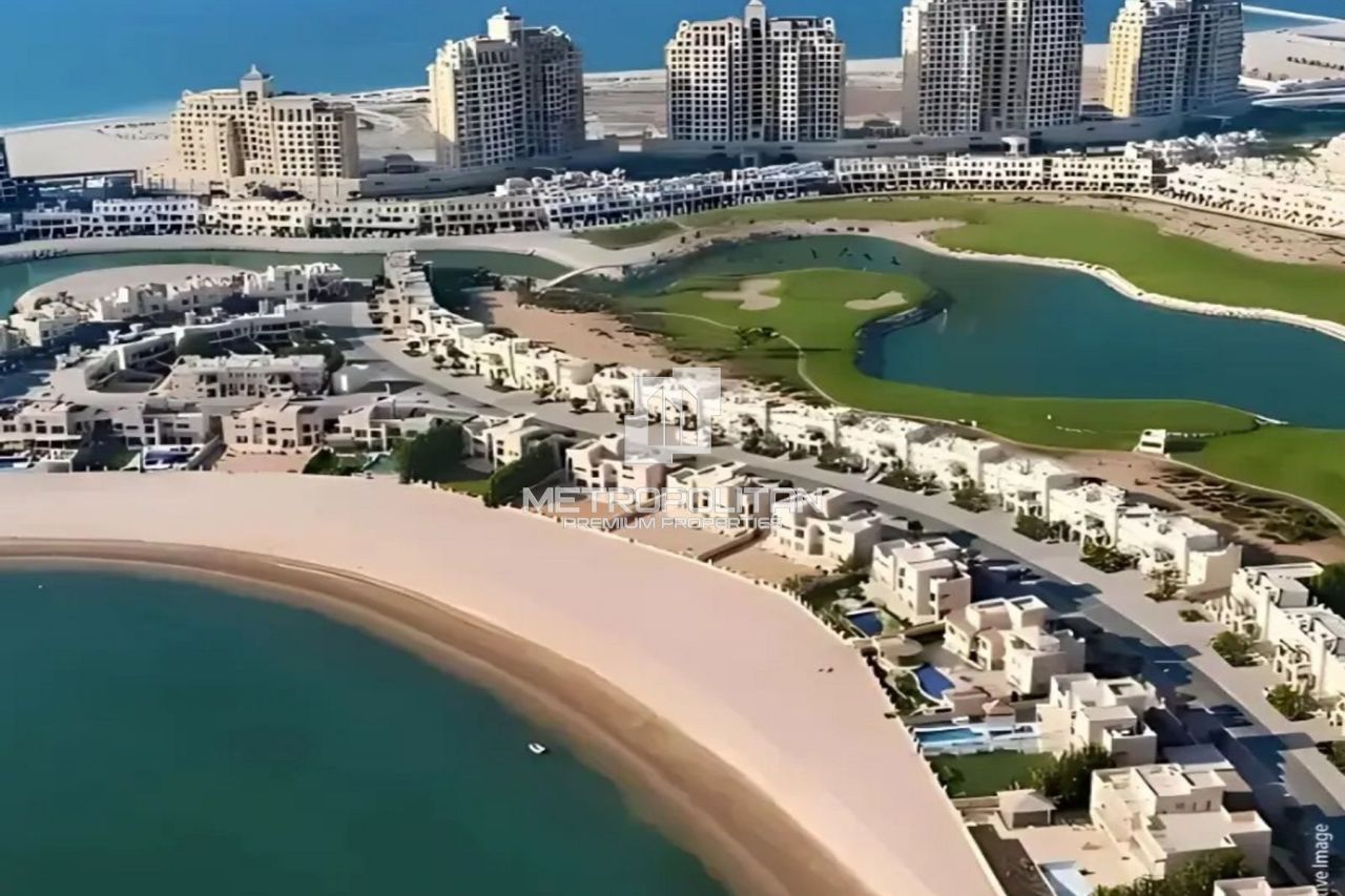 Townhouse in Ras al-Khaimah, UAE, 253 m² - picture 10