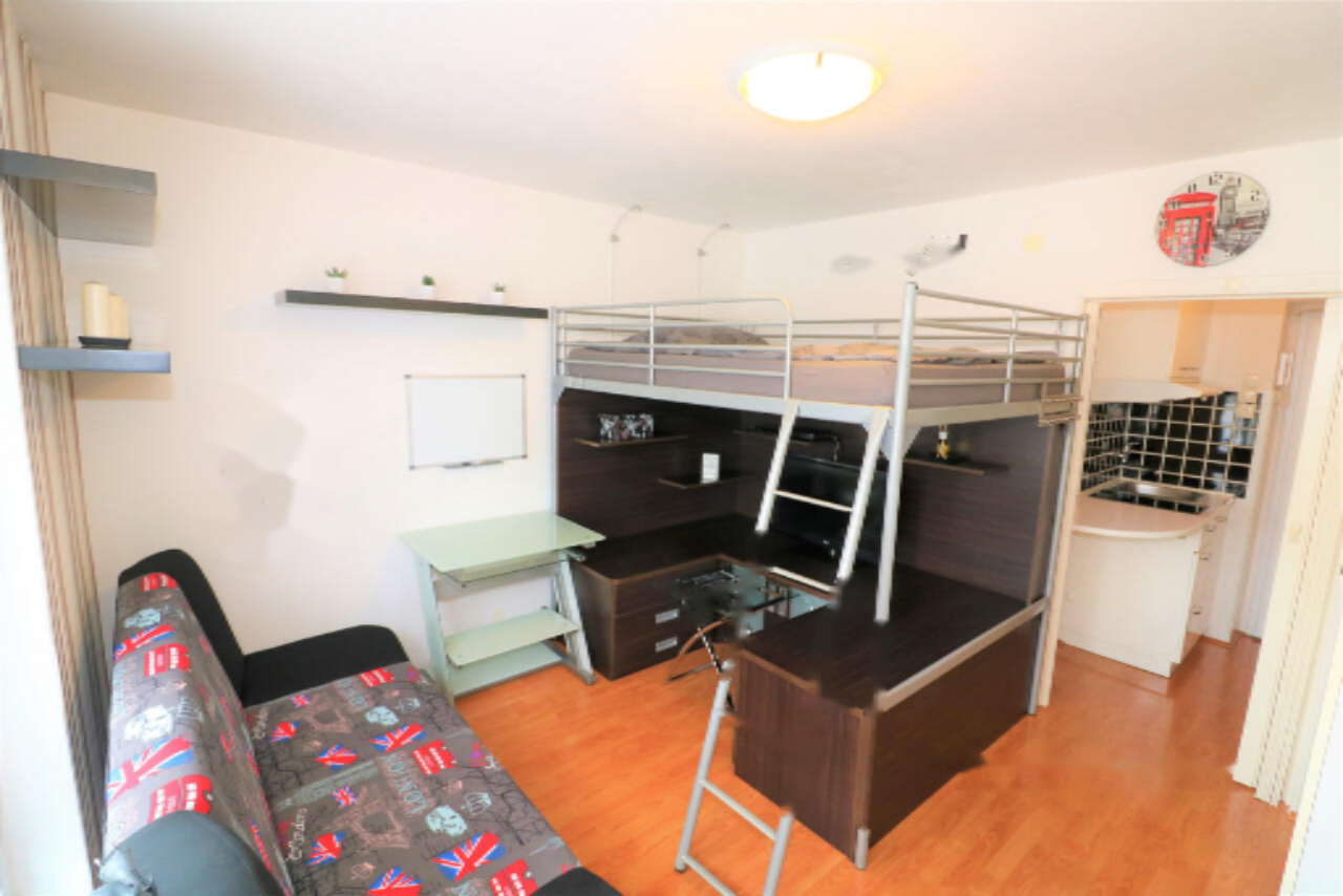 Piso en Liubliana, Eslovenia, 23 m² - imagen 1