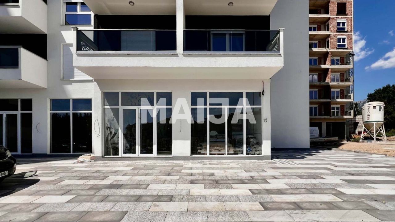 Cafetería, restaurante en el Bar, Montenegro, 51 m² - imagen 1