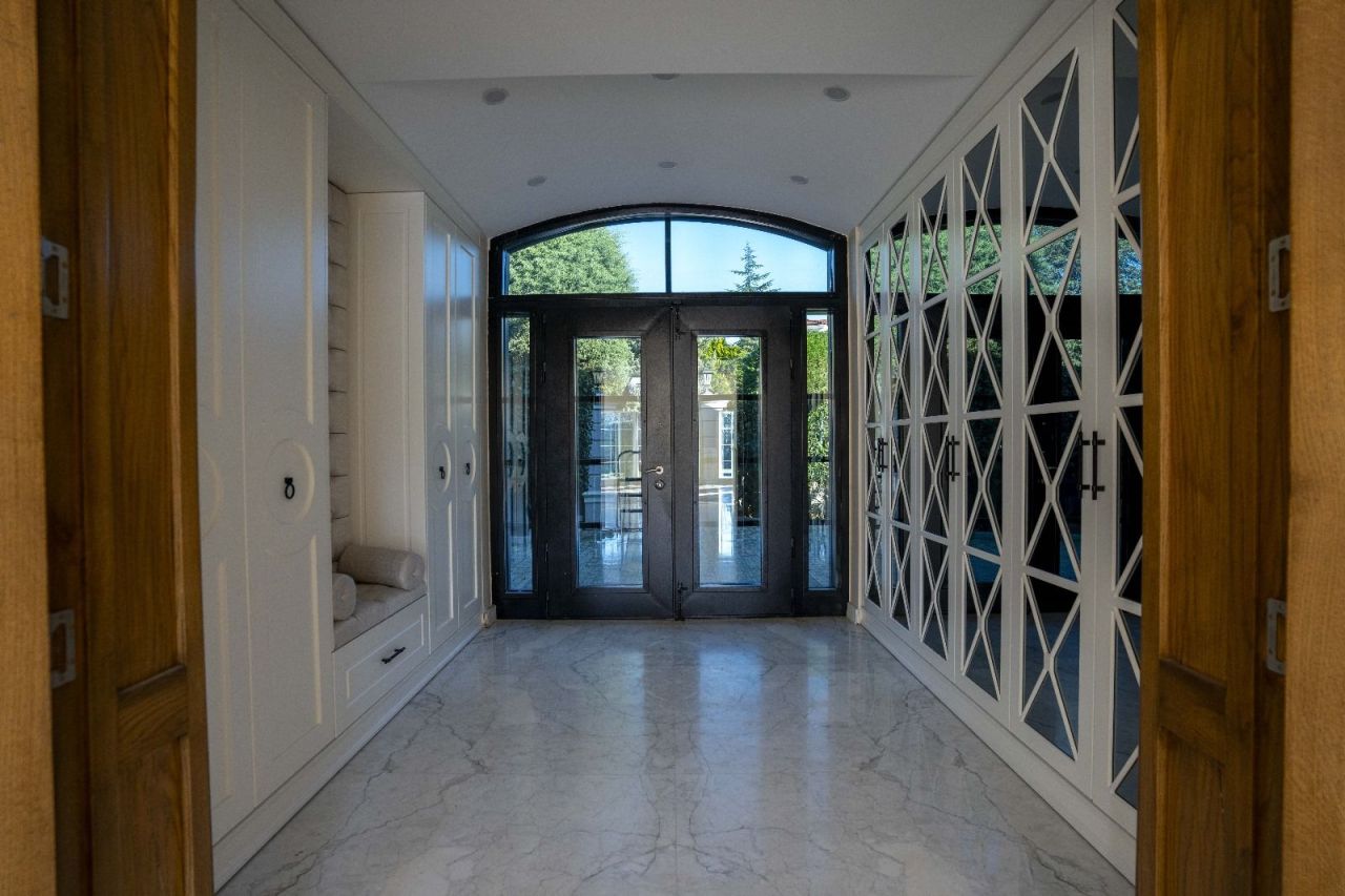 Villa in Istanbul, Türkei, 700 m² - Foto 2