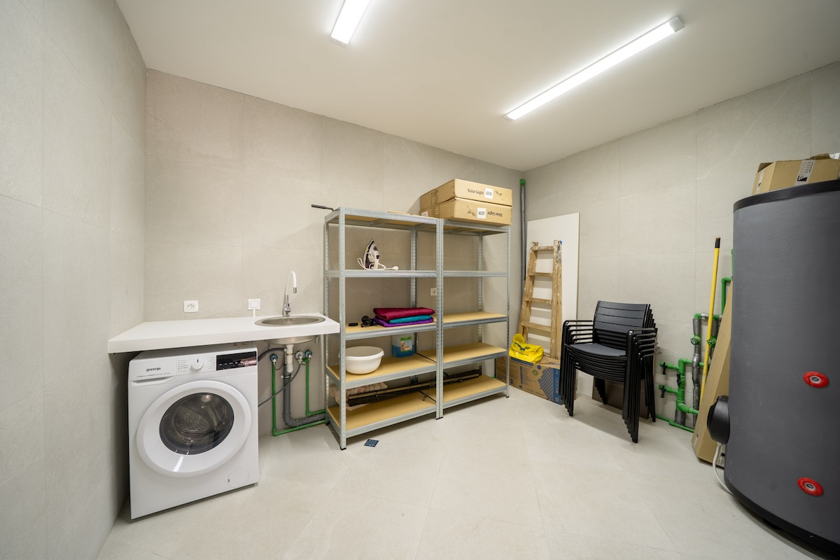 Maison à Rézévici, Monténégro, 220 m² - image 12