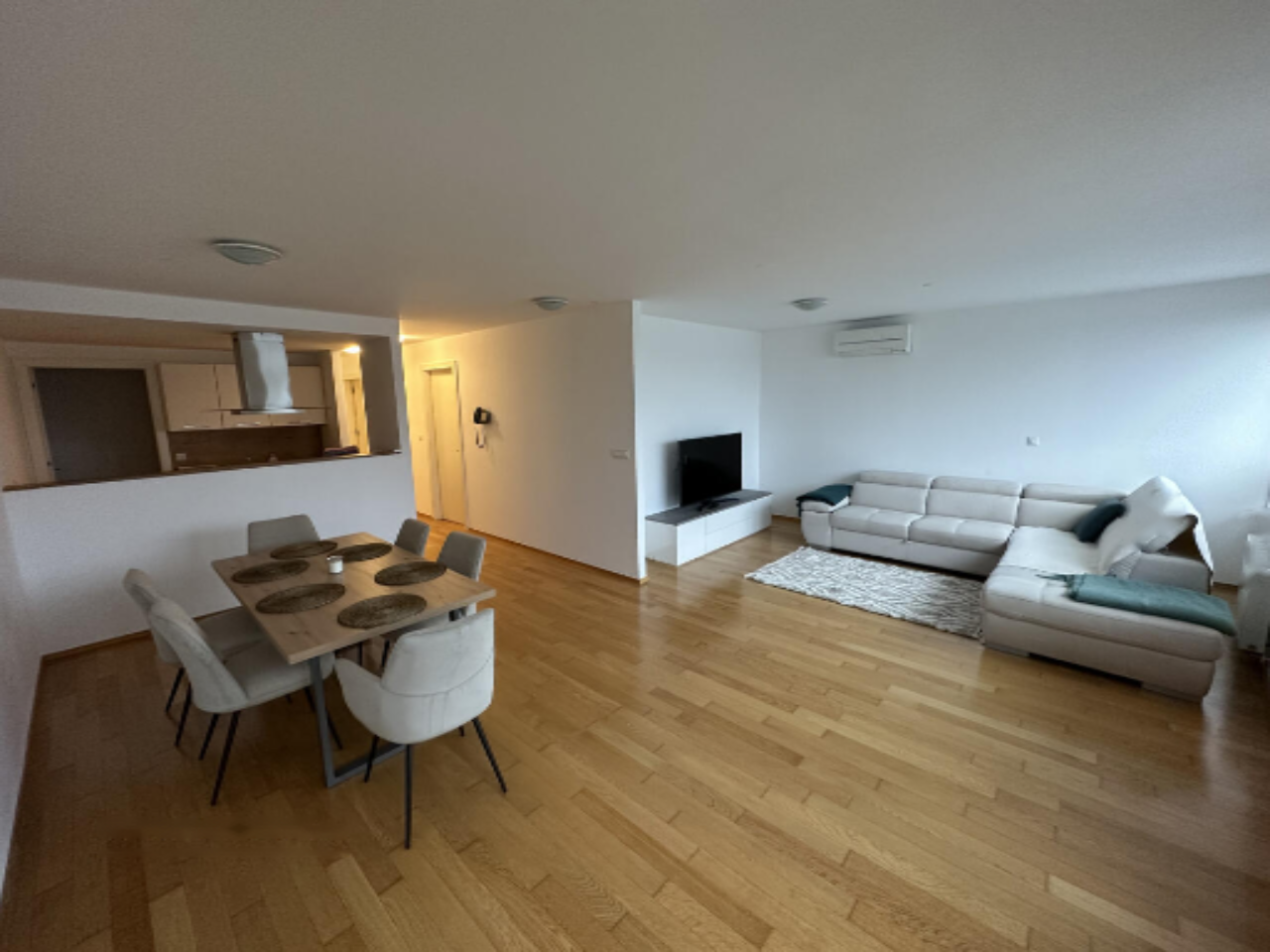 Appartement à Ljubljana, Slovénie, 71 m² - image 1