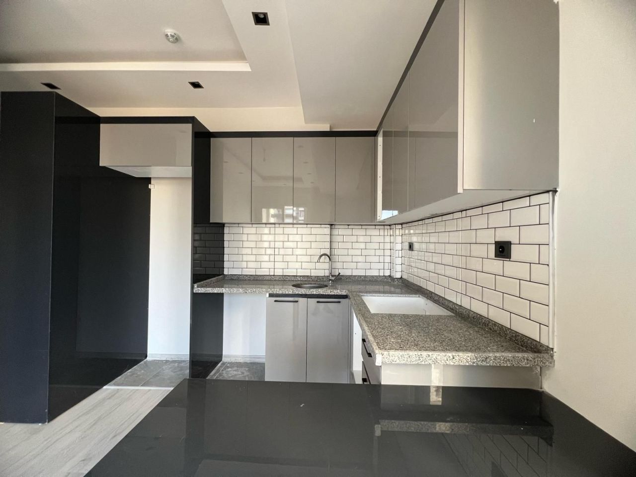 Wohnung in Mersin, Türkei, 60 m² - Foto 1