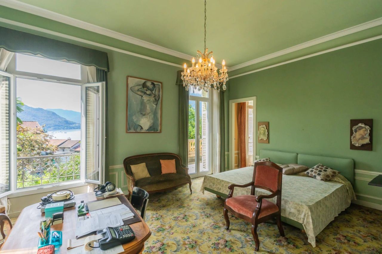 Villa in Gambarogno, Switzerland, 1 300 m² - picture 10