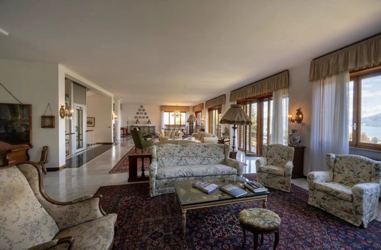 Villa a Stresa, Italia, 610 m² - foto 10
