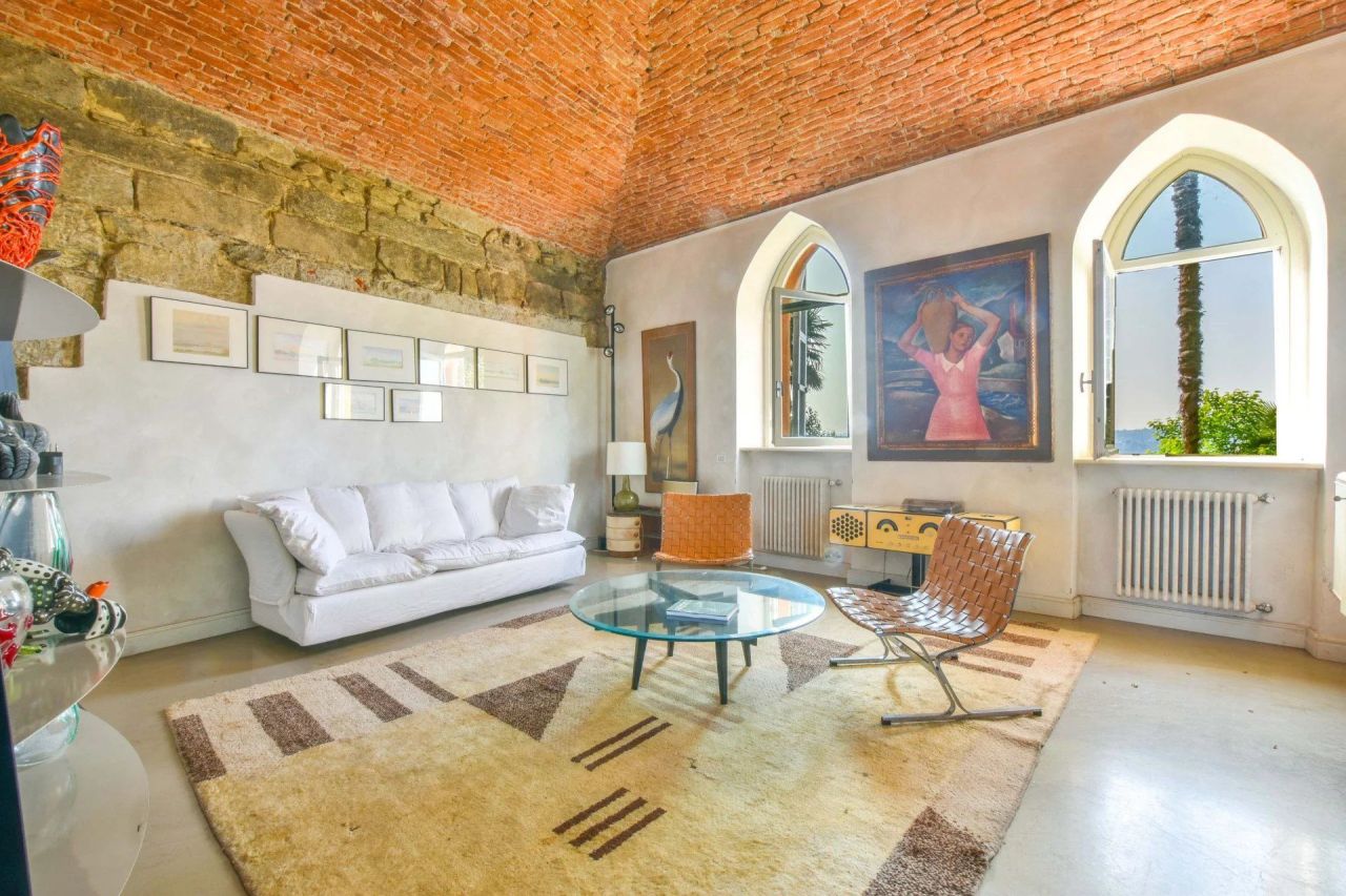 Villa a Varese, Italia, 525 m² - foto 7