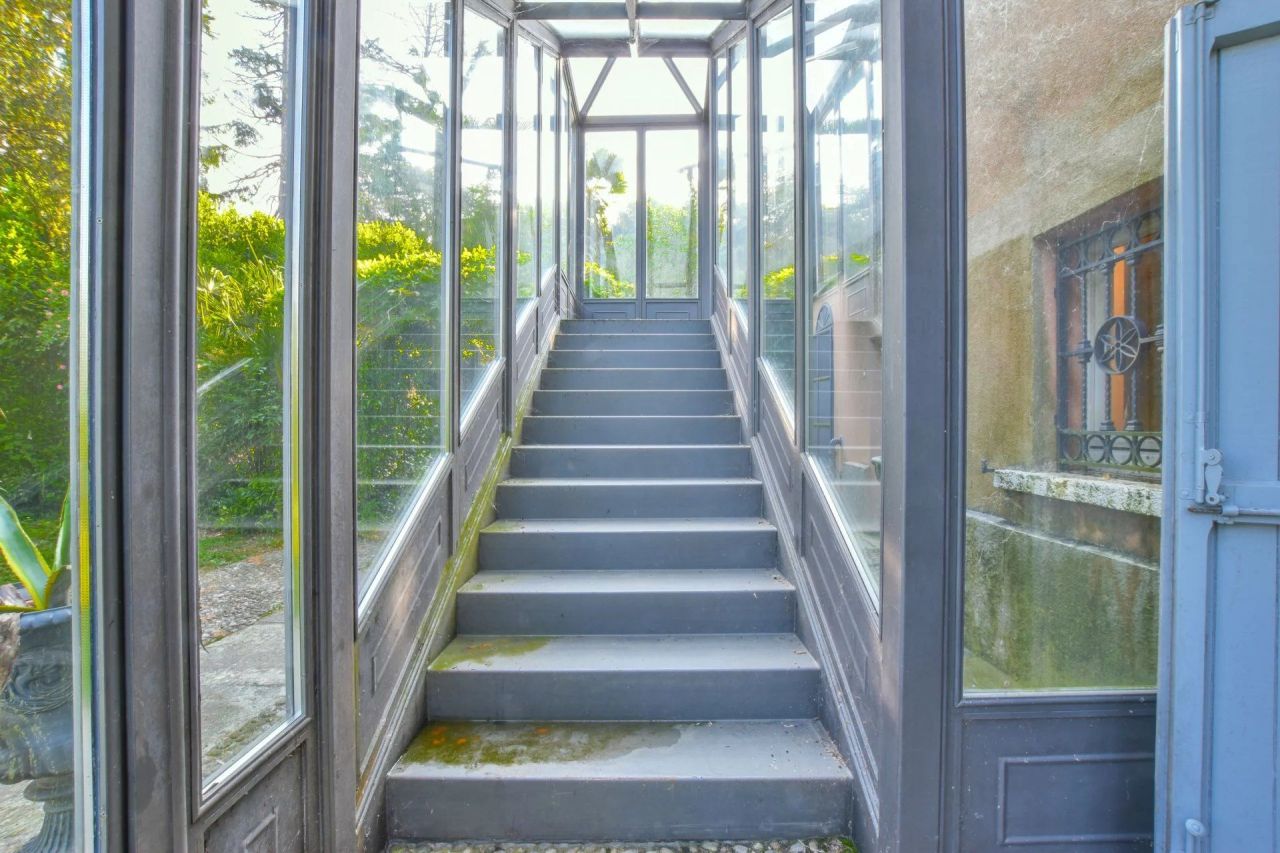 Villa a Varese, Italia, 525 m² - foto 17