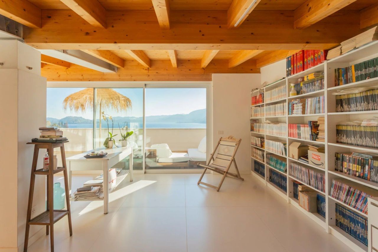 Villa por Lago de Orta, Italia, 450 m² - imagen 11