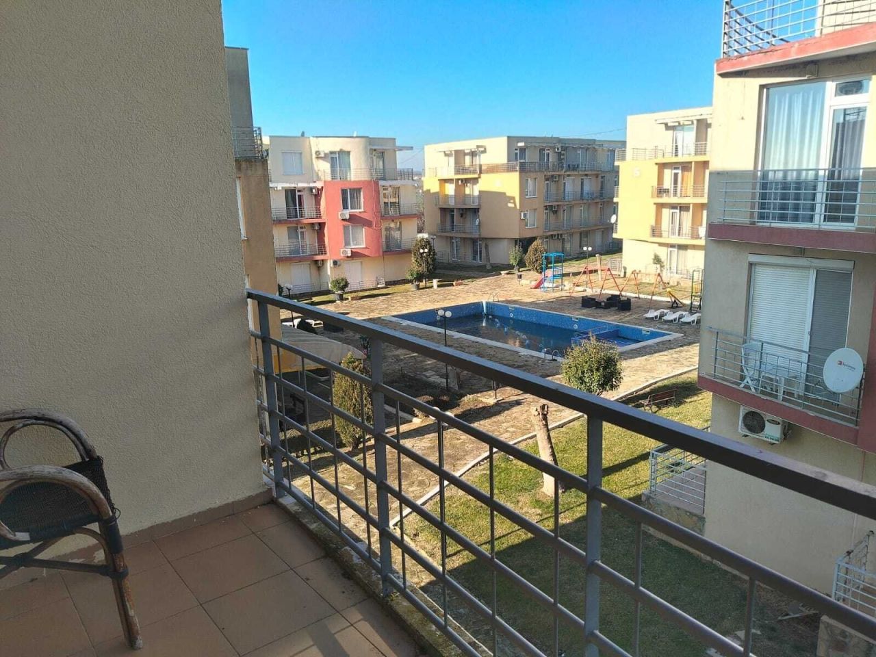 Appartement à Slantchev Briag, Bulgarie, 70 m² - image 3