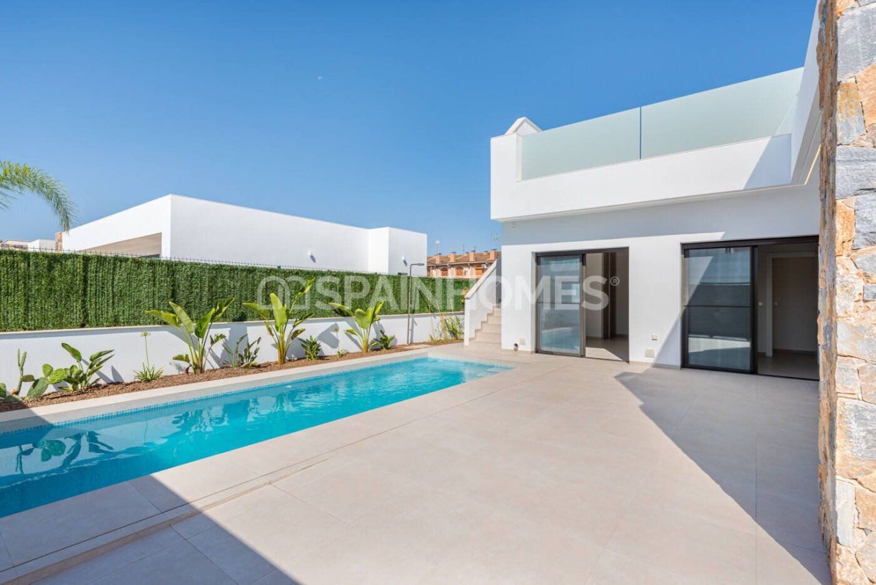 Villa in Los Alcazares, Spain, 142 m² - picture 2