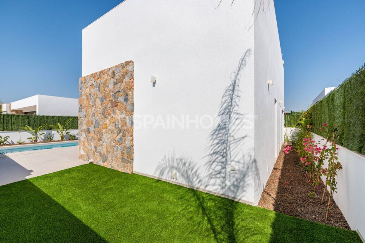 Villa in Los Alcazares, Spain, 142 m² - picture 5