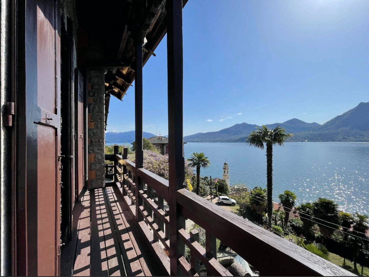 Villa a Ghiffa, Italia, 445 m² - foto 1