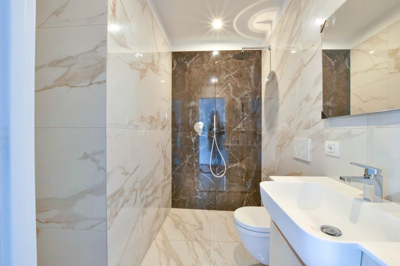 Ático en Ossuccio, Italia, 113 m² - imagen 10