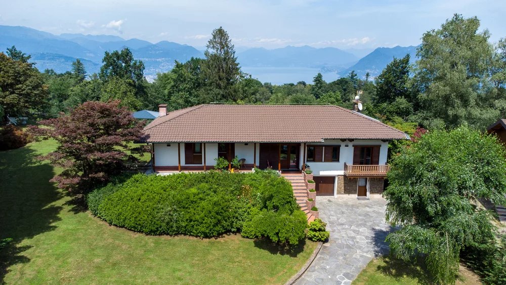 Villa à Stresa, Italie, 330 m² - image 16