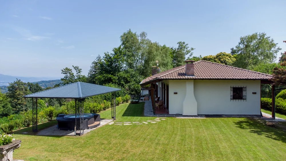 Villa à Stresa, Italie, 330 m² - image 17