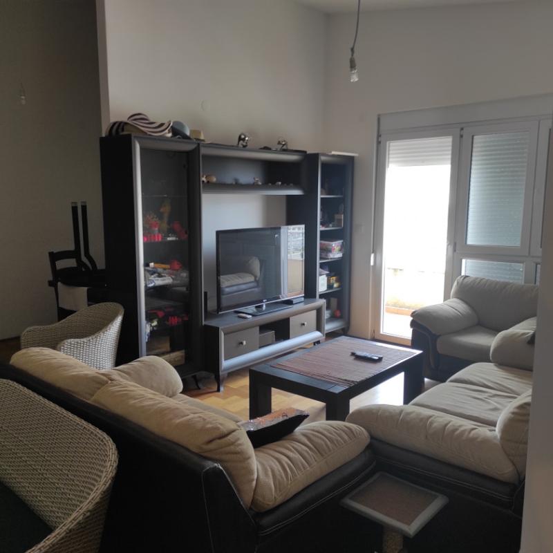 Piso en el Bar, Montenegro, 98 m² - imagen 2