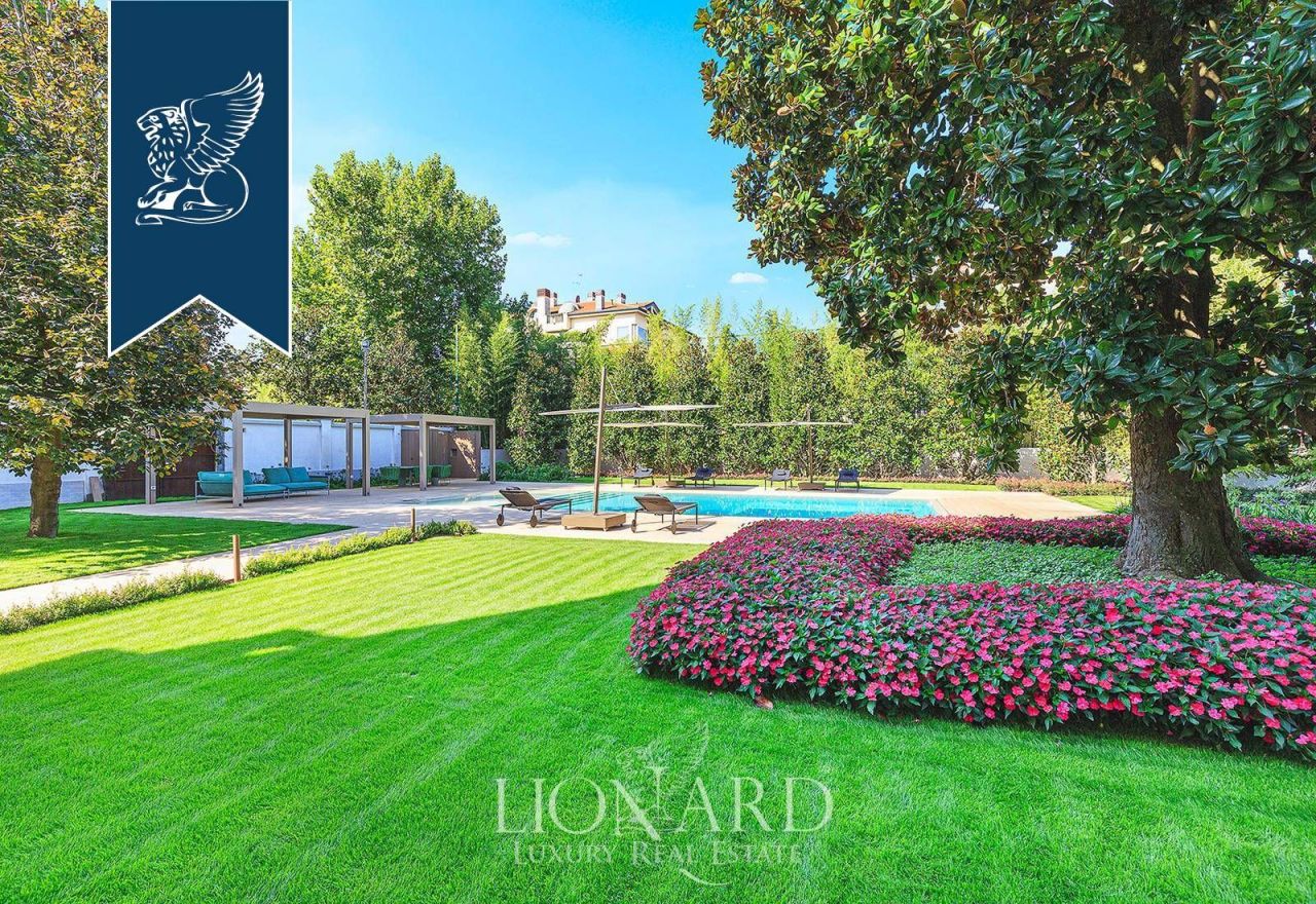 Villa in Milan, Italy, 900 m² - picture 10